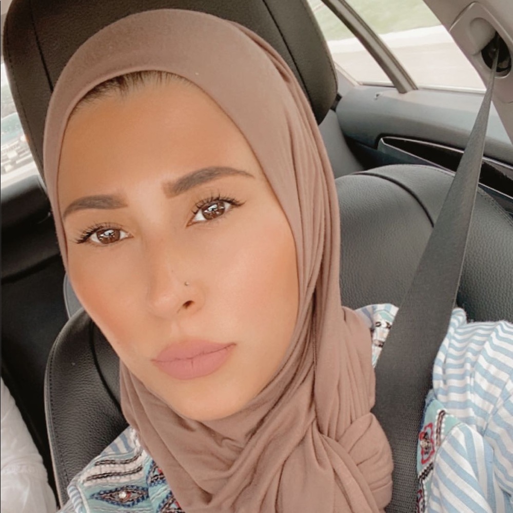 Meet your Posher, Rawan